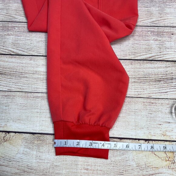 FIGS Red Jogger Scrub Pants Women's Medium Cargo Zip Pocket Tapered Ribbed Cuff - Picture 8 of 9